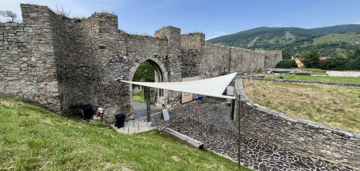 Hrad Devín, plachta SunSquare SQK-I